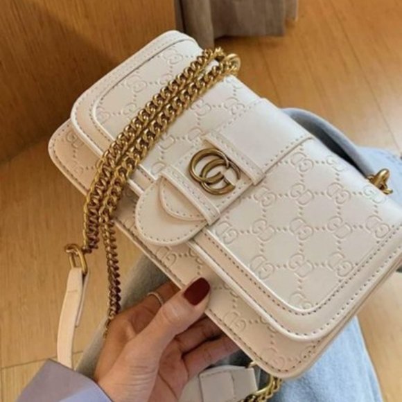 Gucci Sling Bags For Her